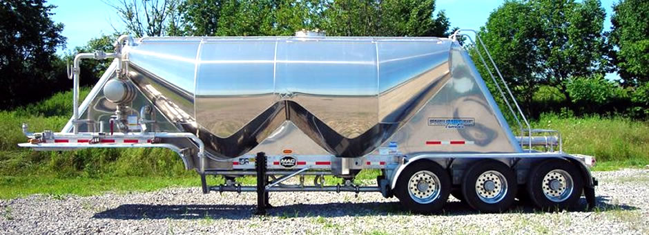 Featuring MAC and Jet Trailers